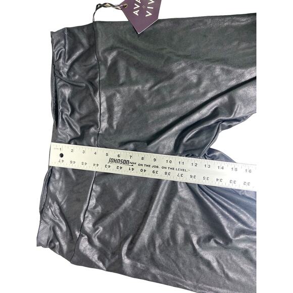 Ava & Viv Black Faux Leather High Waist Capri Leggings Plus Sz 2X (20W-22W) NWT - Picture 9 of 11